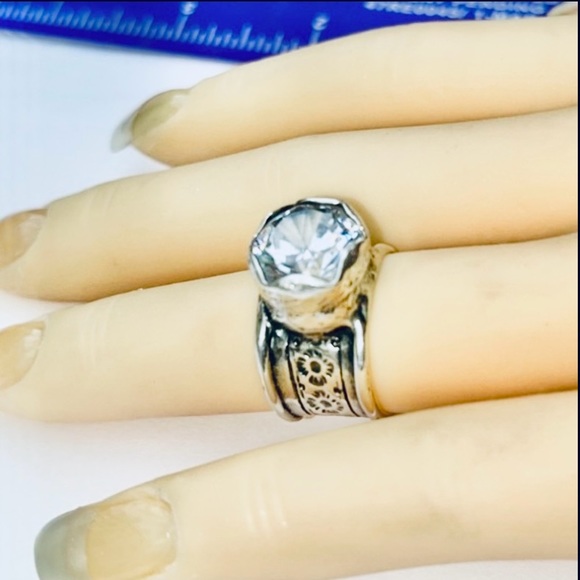 SOLD STERLING SILVER CZ SILPADA ‘QUEEN FOR A DAY’ RING .925 WIDE BAND SIZE 6 - Picture 2 of 8